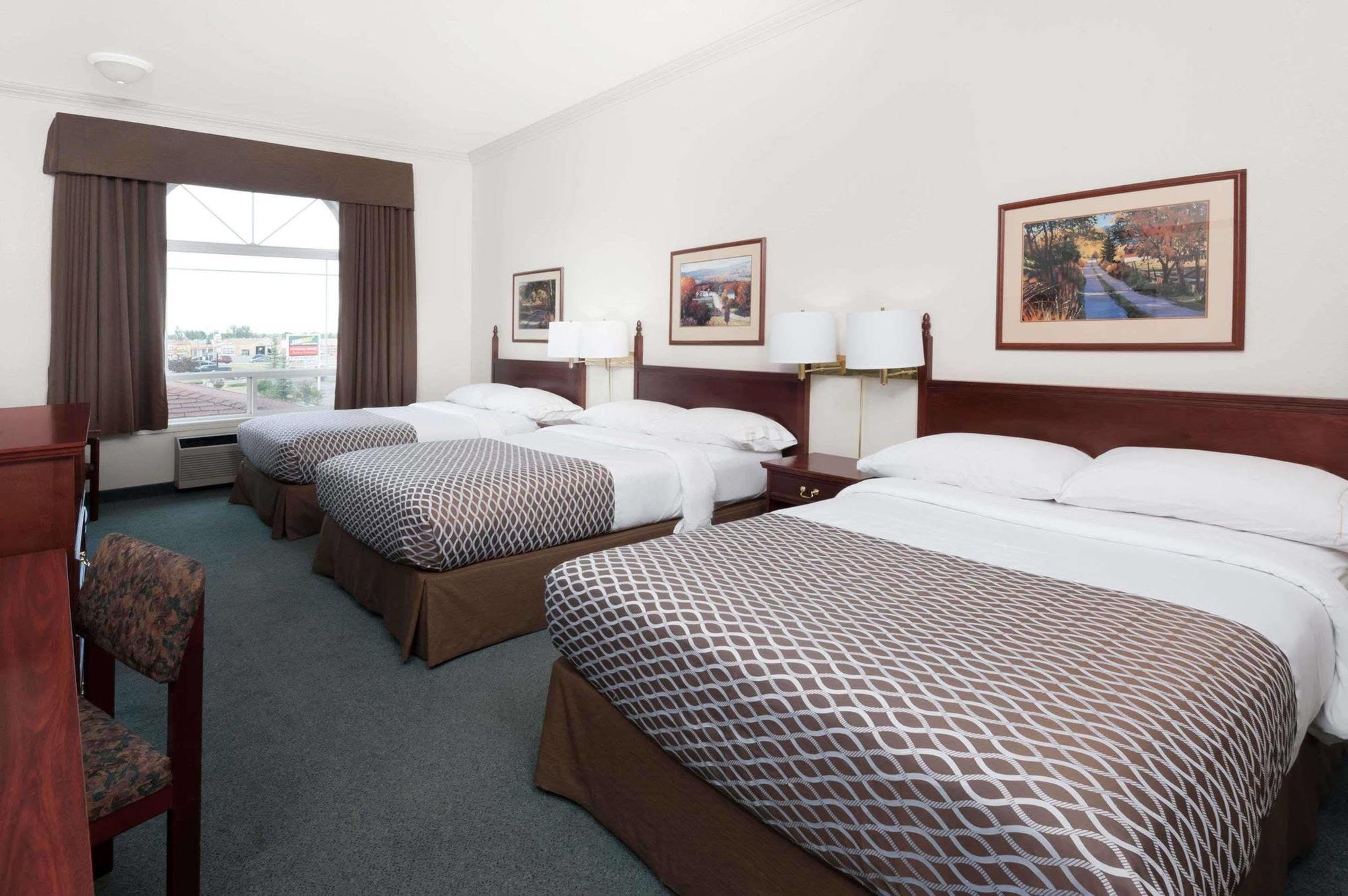 Super 8 By Wyndham High River Ab Ngoại thất bức ảnh
